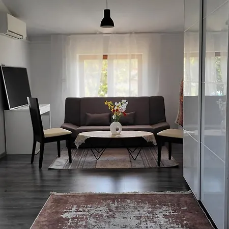 Mar Apartment